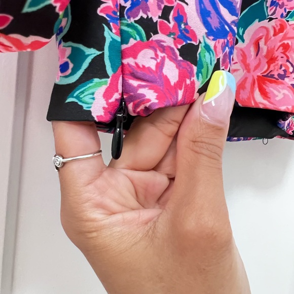 Zara Floral Crop Top - Picture 6 of 6